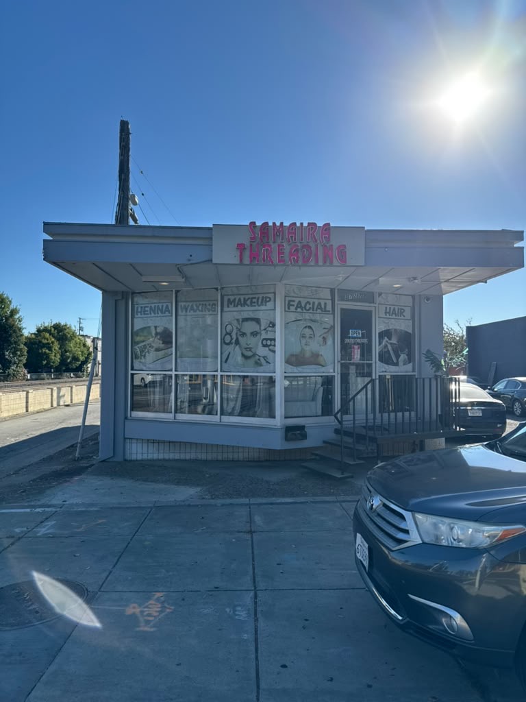 Samaira Threading storefront